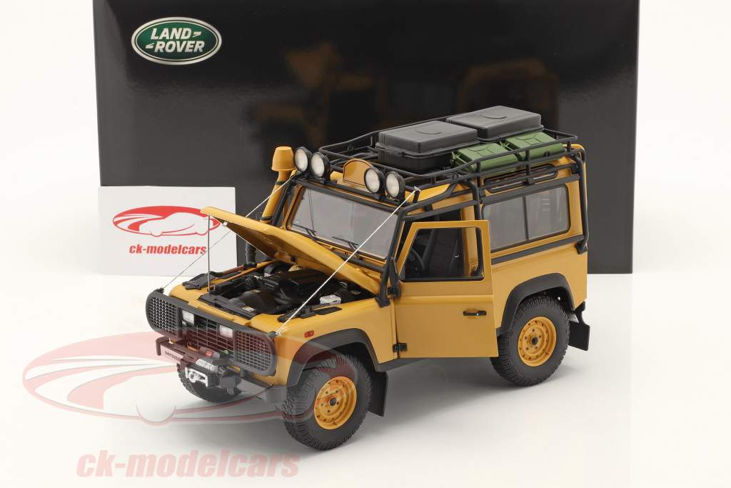 Land Rover Defender 90 okker-gul 1:18 Kyosho