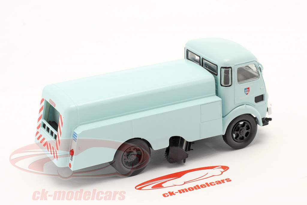 Berliet GLB Sprinkler fejemaskine Byggeår 1955 lys blå 1:43 Hachette