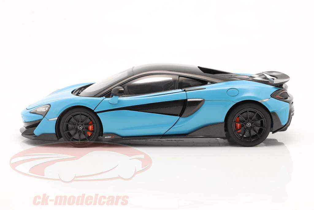 McLaren 600LT Année de construction 2019 ciel bleu 1:18 LCD Models