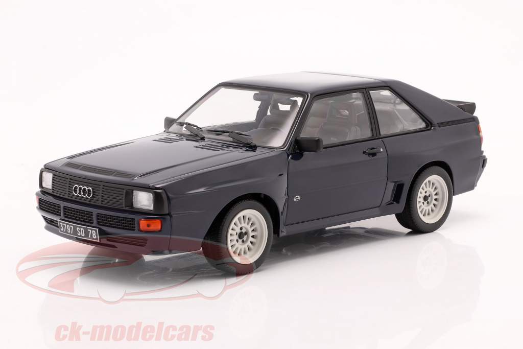 Audi Sport quattro Baujahr 1985 dunkelblau 1:18 Norev