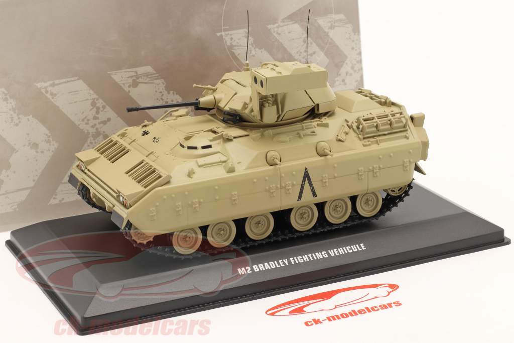 M2 Bradley tanque Vehículo militar  color arena 1:48 Solido