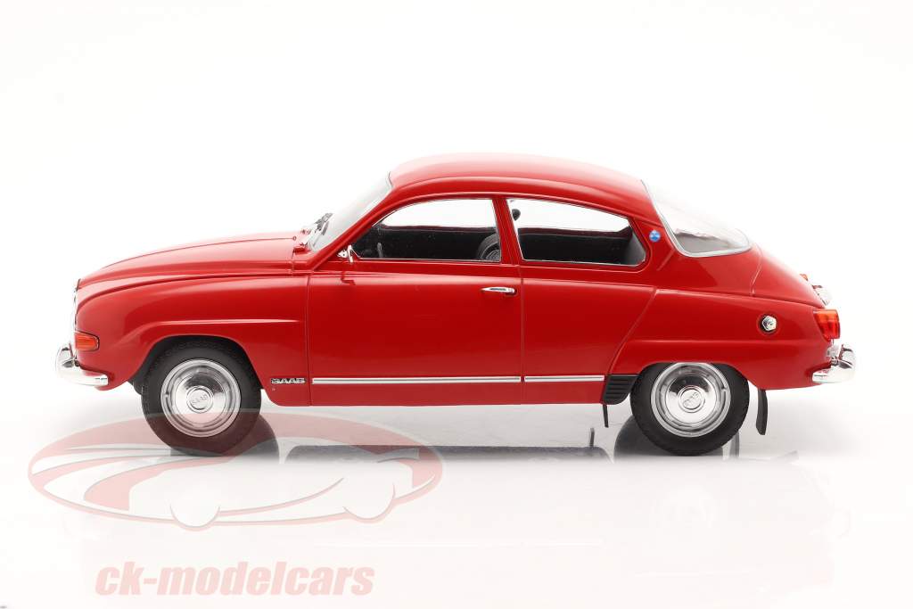 Saab 96 V4 красный 1:18 Model Car Group