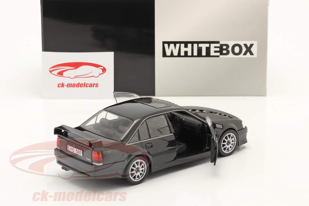 Opel Omega Evolution 500 Ano de construção 1991 Preto 1:24 WhiteBox