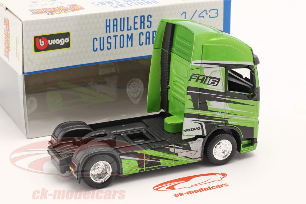 VOLVO FH 16 GLOBETROTTER ミニカー 1/43 Bburago 1:43 Volvo FH16 Globetrotter 750 XXL Transportista