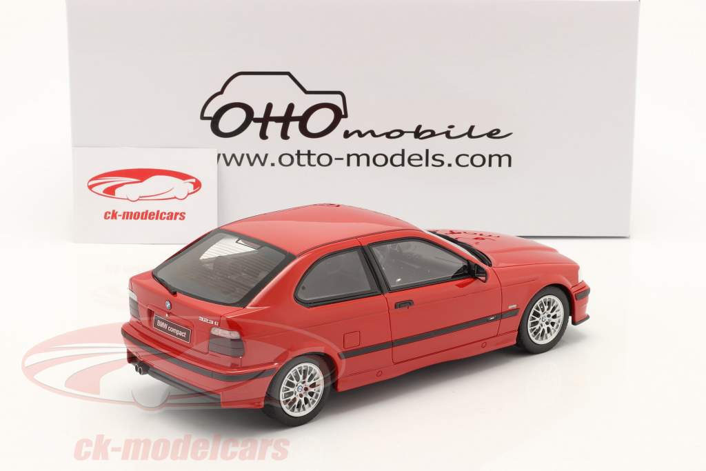 BMW E36 Compact 323ti Byggeår 1998 rød 1:18 OttOmobile