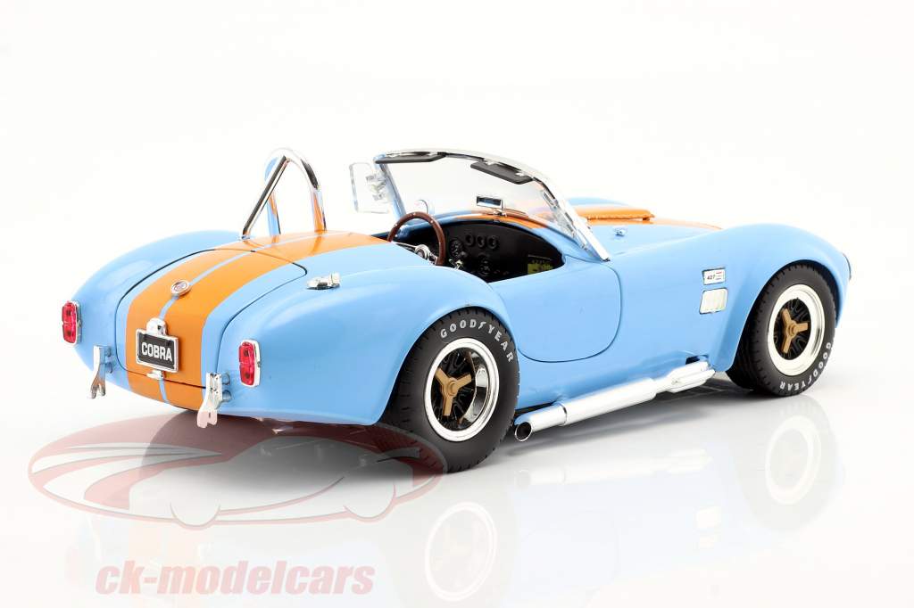 Shelby Cobra 427 S/C Bj. 1966 blue with oranges stripes1:18 ShelbyCollectibles