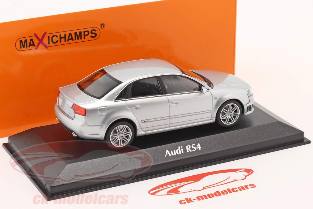 Audi RS4 year 2004 silver metallic 1:43 Minichamps