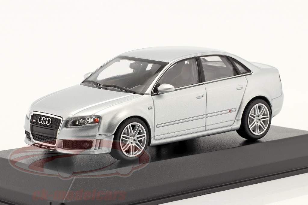 Audi RS4 year 2004 silver metallic 1:43 Minichamps