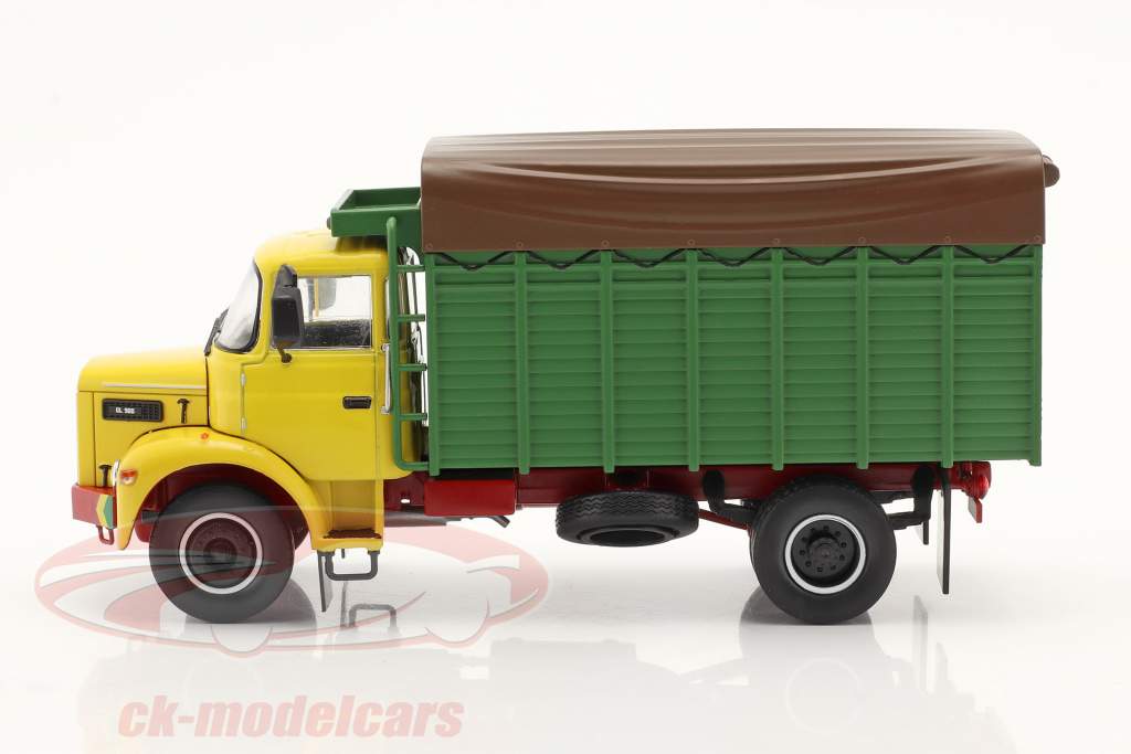 Berliet GL900 5 Tonnes bouwjaar 1976 geel / groente / bruin 1:43 Hachette