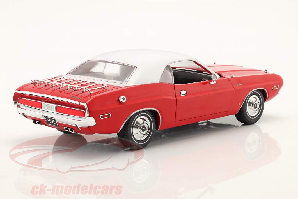Dodge Challenger 建設年 1970 赤 / 白い 1:18 Greenlight