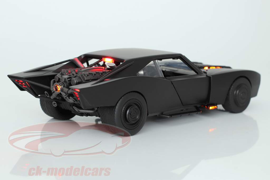 Batmobile Met Batman figuur Film The Batman 2022 zwart 1:18 Jada Toys