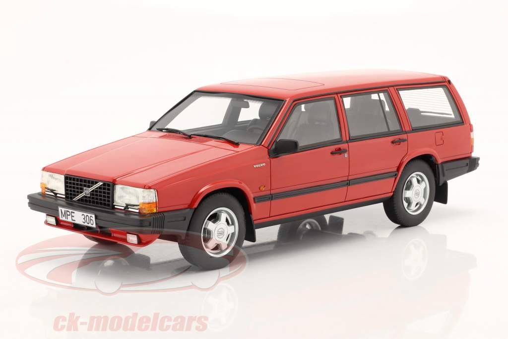 Cult Scale Models 1:18 Volvo 740 Turbo Estate year 1988 red