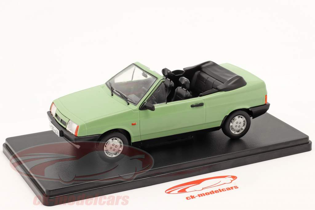 Lada VAZ-2108 (Samara) hellgrün 1:24 Hachette
