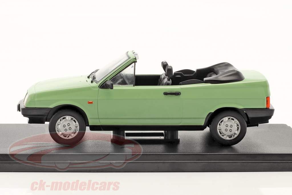 Lada VAZ-2108 (Samara) vert clair 1:24 Hachette