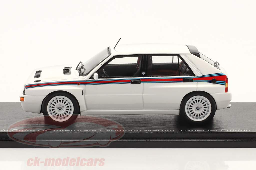Lancia Delta HF Intergrale Evolution Martini 5 Byggeår 1992 hvid 1:43 Spark