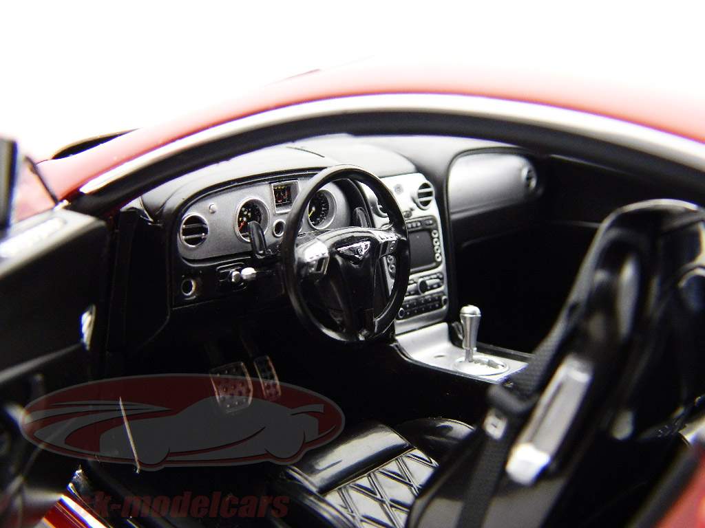 Bentley Continental GT 2008 red 1:18 Minichamps