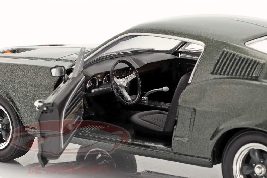 Ford Mustang GT Fastback 建设年份 1968 高地 绿色 1:24 Greenlight