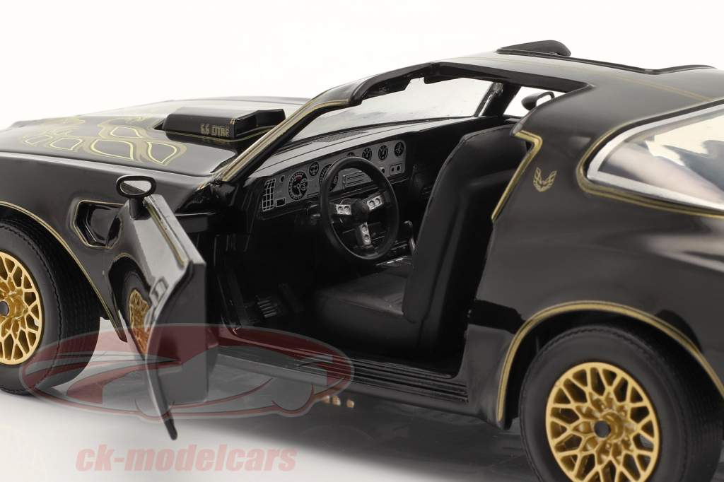 Pontiac Firebird TransAm Byggeår 1977 sort / guld 1:24 Greenlight