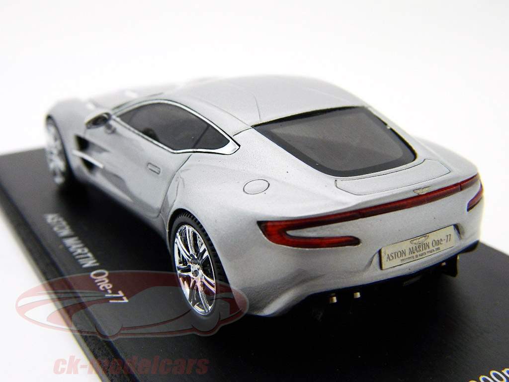 Aston Martin One-77 silver 1:43 Spark