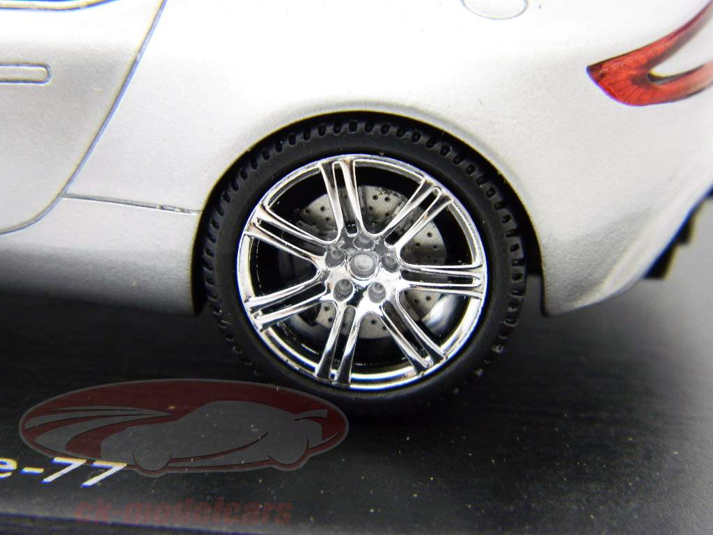 Aston Martin One-77 lightning silver 1:43 Spark