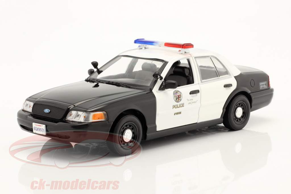 Ford Crown Victoria Police Interceptor 2001 Película Drive (2011) 1:24 Greenlight