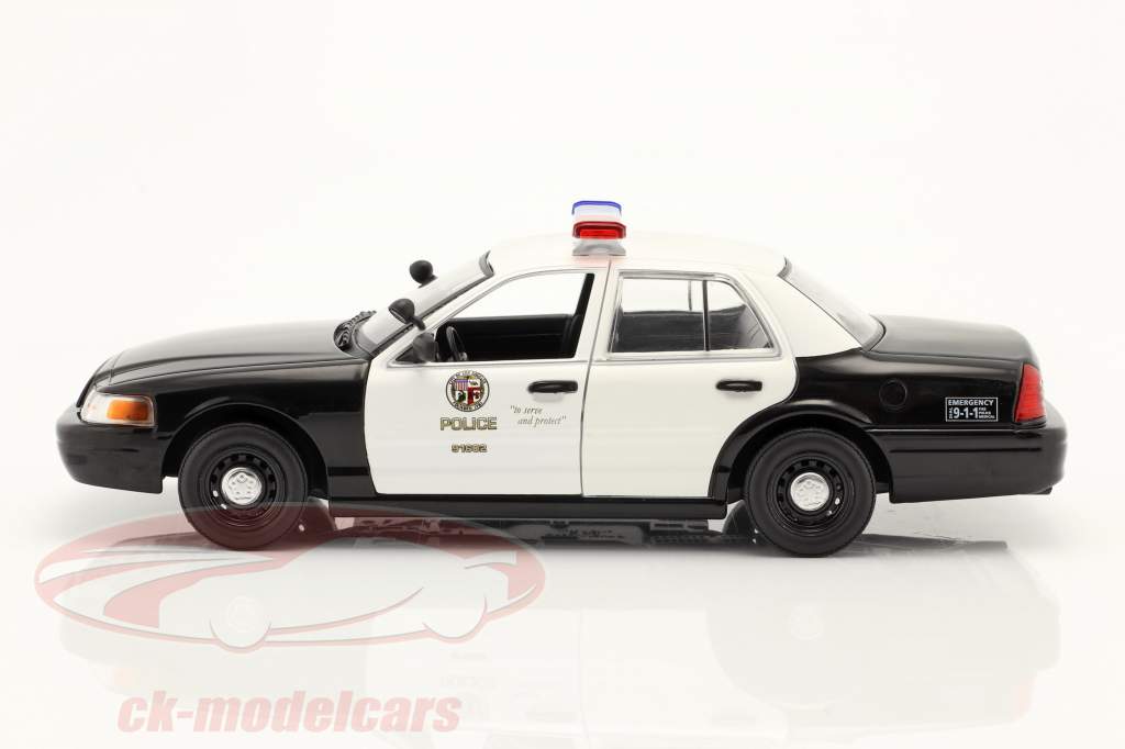 Ford Crown Victoria Police Interceptor 2001 Película Drive (2011) 1:24 Greenlight