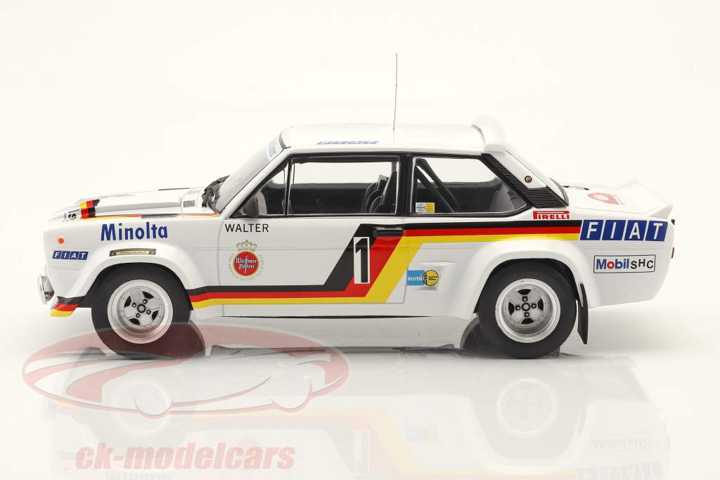 Fiat 131 Abarth #1 ganador Rallye Hunsrück 1979 Röhrl, Geistdörfer 1:18 Ixo