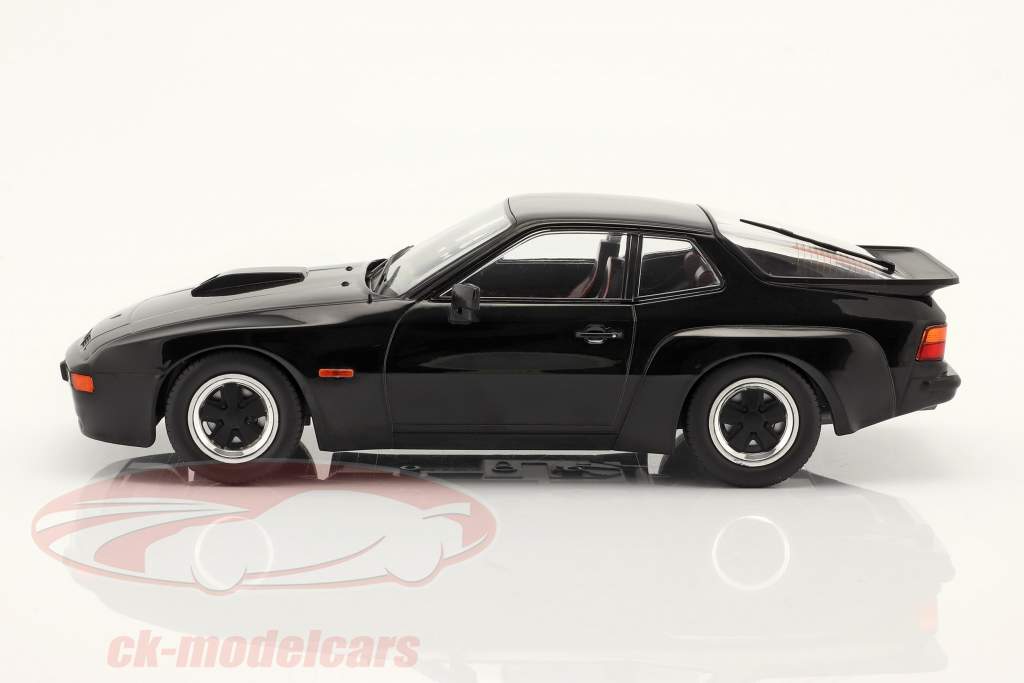 Porsche 924 Carrera GT Year 1981 black 1:18 ModelCar Group