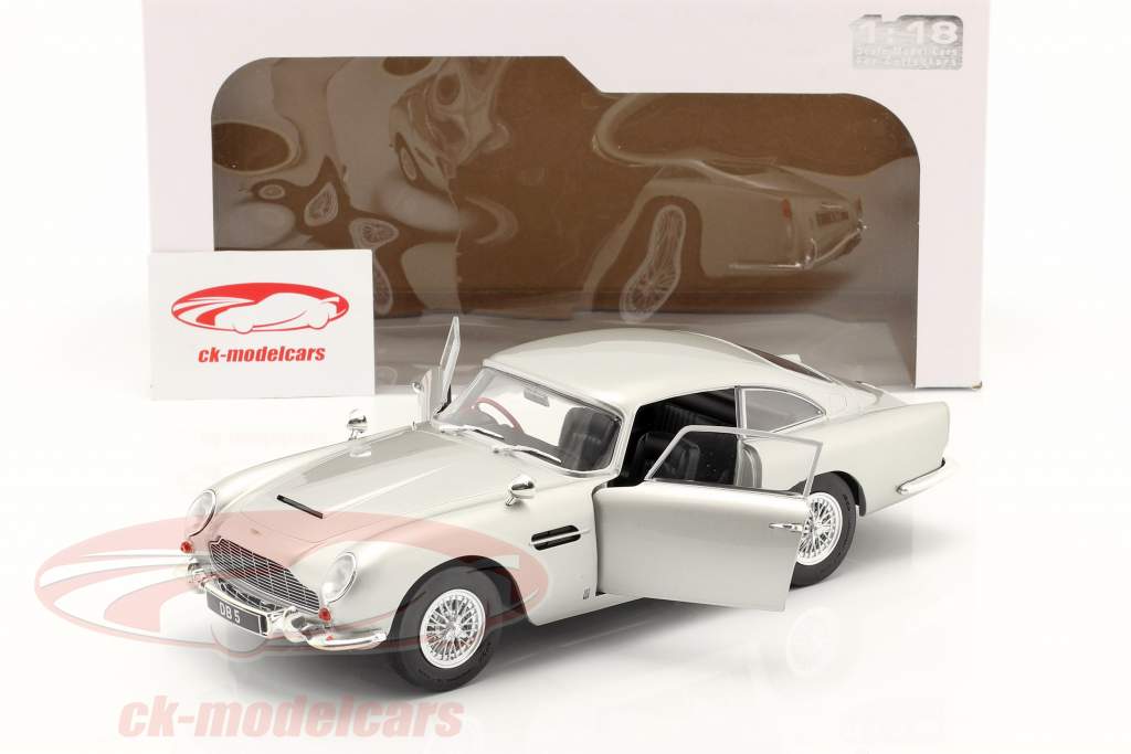 Aston Martin DB5 RHD Année de construction 1964 Gris Argenté métallique 1:18 Solido