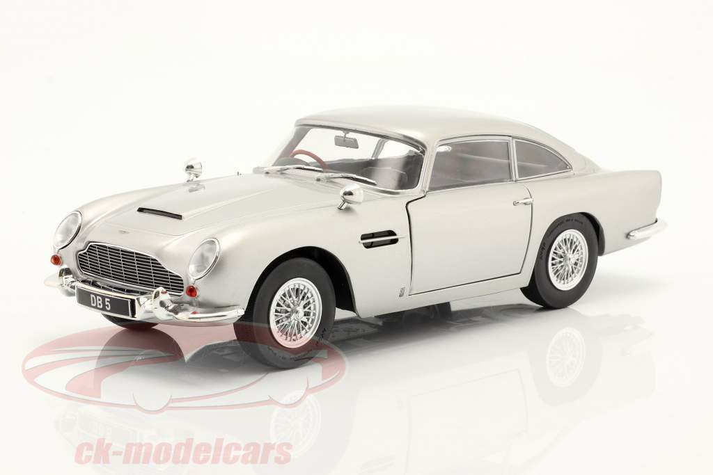 Aston Martin DB5 RHD Ano de construção 1964 cinza prateado metálico 1:18 Solido