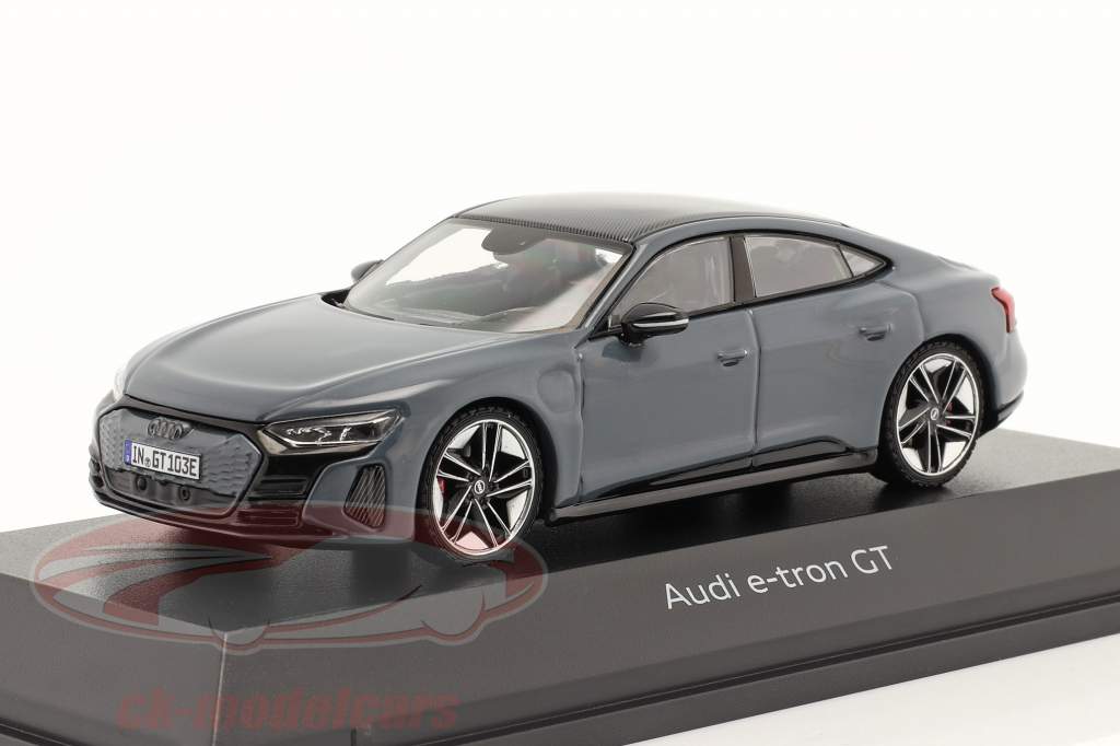Audi e-tron GT year 2021 kemora grey 1:43 Spark