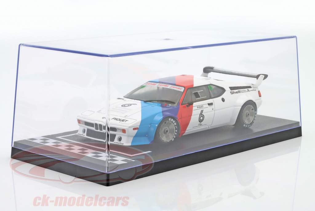 Single collector showcase Start/Finish Line print 1:18 Triple9