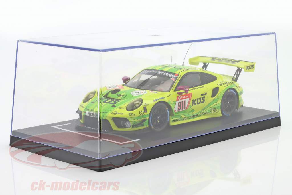 6 stuks vitrines met startopstelling 1:18 Triple9