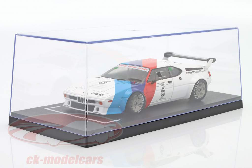 シングルキャビネット ととも​​に 並びます 1:18 Triple9