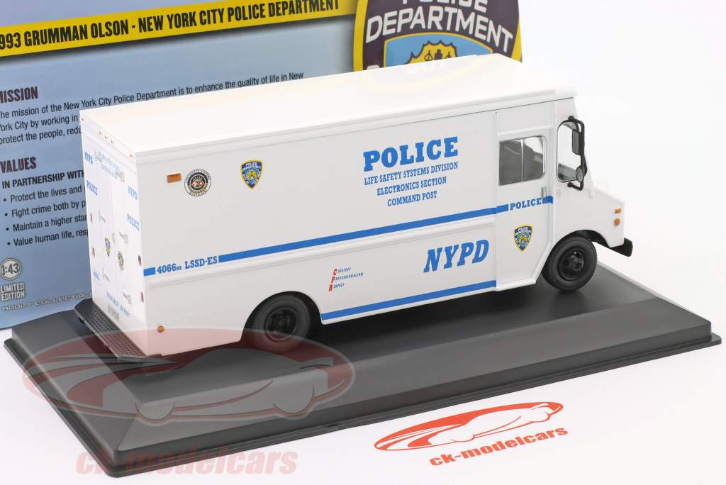 Grumman Olson furgão NYPD Ano de construção 1993 Branco / azul 1:43 Greenlight