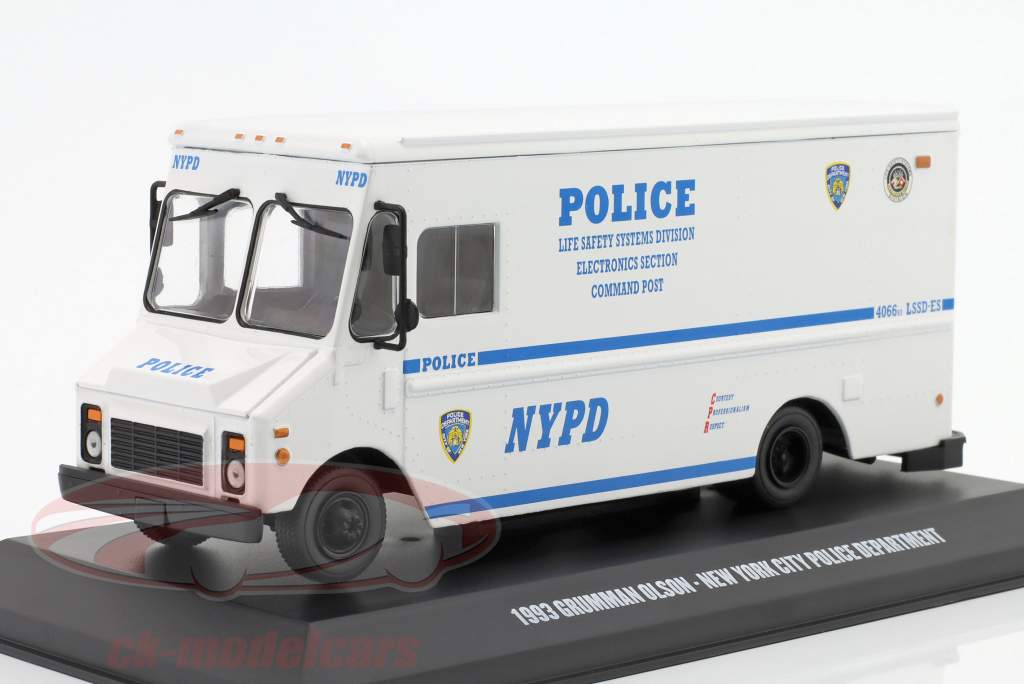 Grumman Olson van NYPD Année de construction 1993 Blanc / bleu 1:43 Greenlight