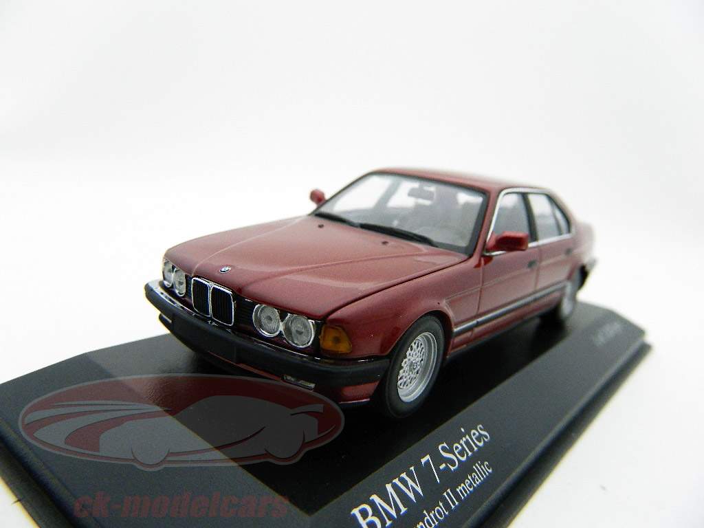 BMW 7-Series 1986 Red llic ミニカー BMW 7-Series 1986 Red metallic ミニカー
