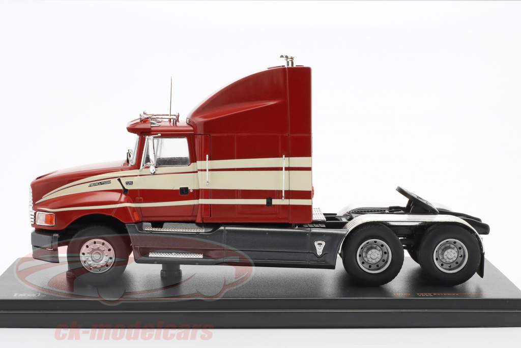 Ford Aeromax Год постройки 1990 темно-красный / бежевый 1:43 Ixo