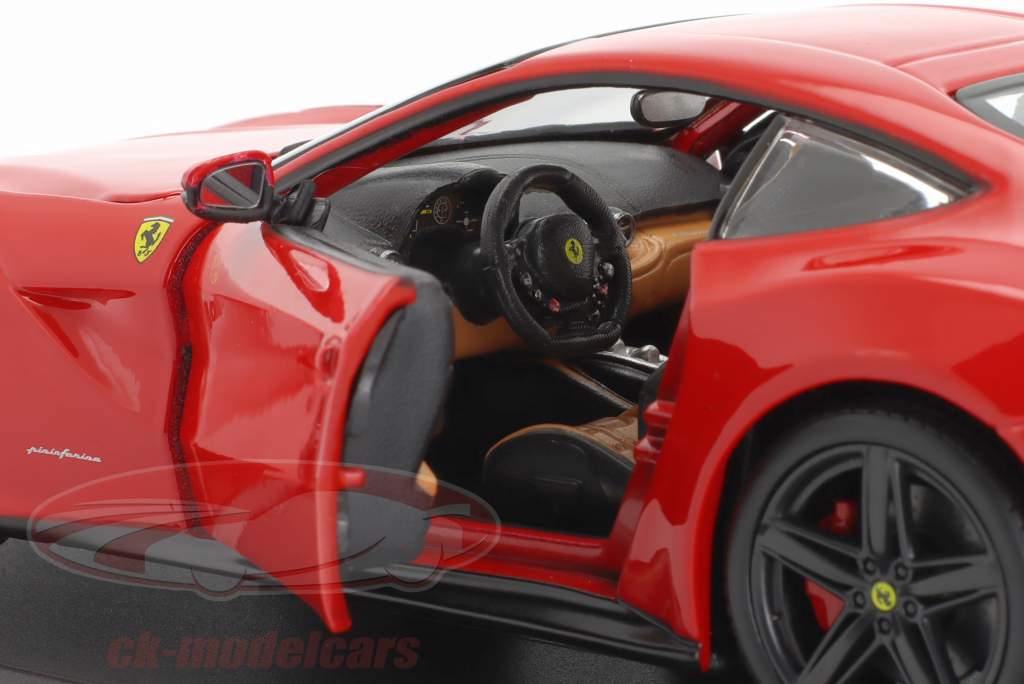 Ferrari F12 Berlinetta Année de construction 2012 rouge 1:24 Bburago