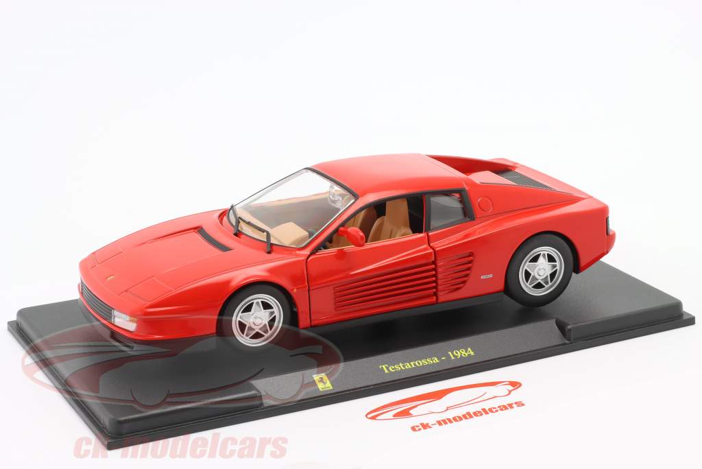 Ferrari Testarossa Año de construcción 1984 rojo 1:24 Bburago