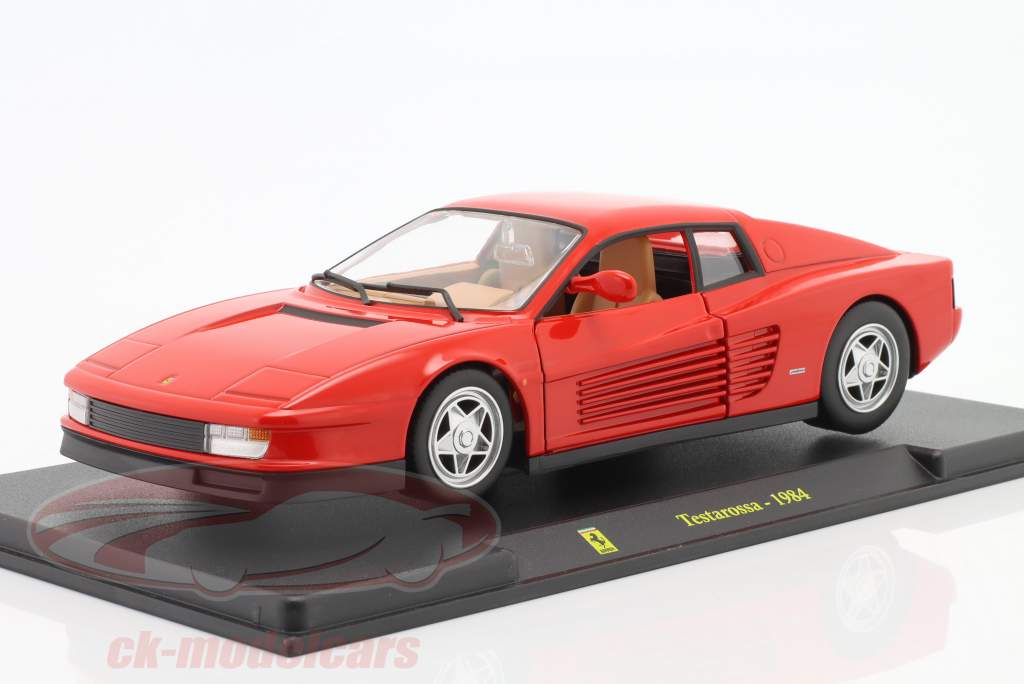 Ferrari Testarossa bouwjaar 1984 rood 1:24 Bburago
