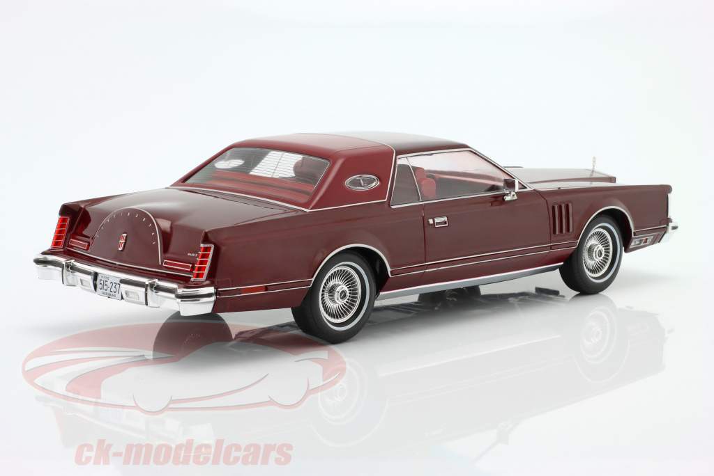 ModelCarGroup 1:18 Lincoln Continental Mark V Year 1977 dark