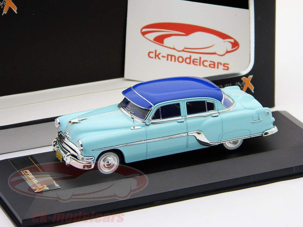 Pontiac Chieftain 1954 blue 1:43 Ixo Premium X