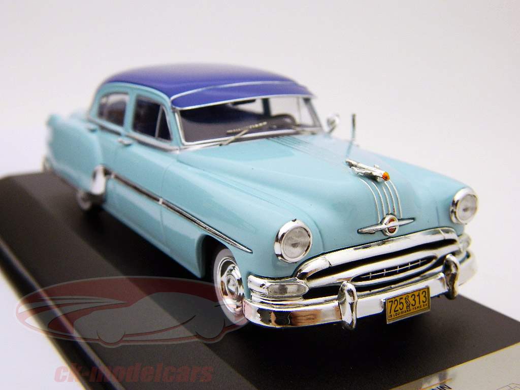 Pontiac Chieftain 1954 blue 1:43 Ixo Premium X