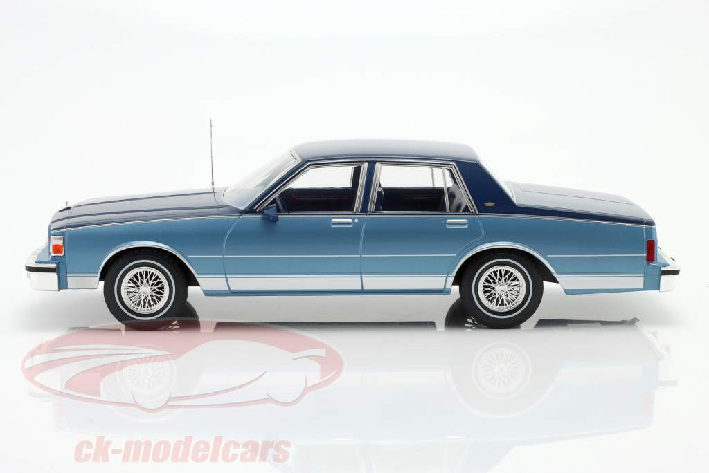 Chevrolet Caprice 建造年份 1987 蓝色的 金属 1:18 ModelCar Group