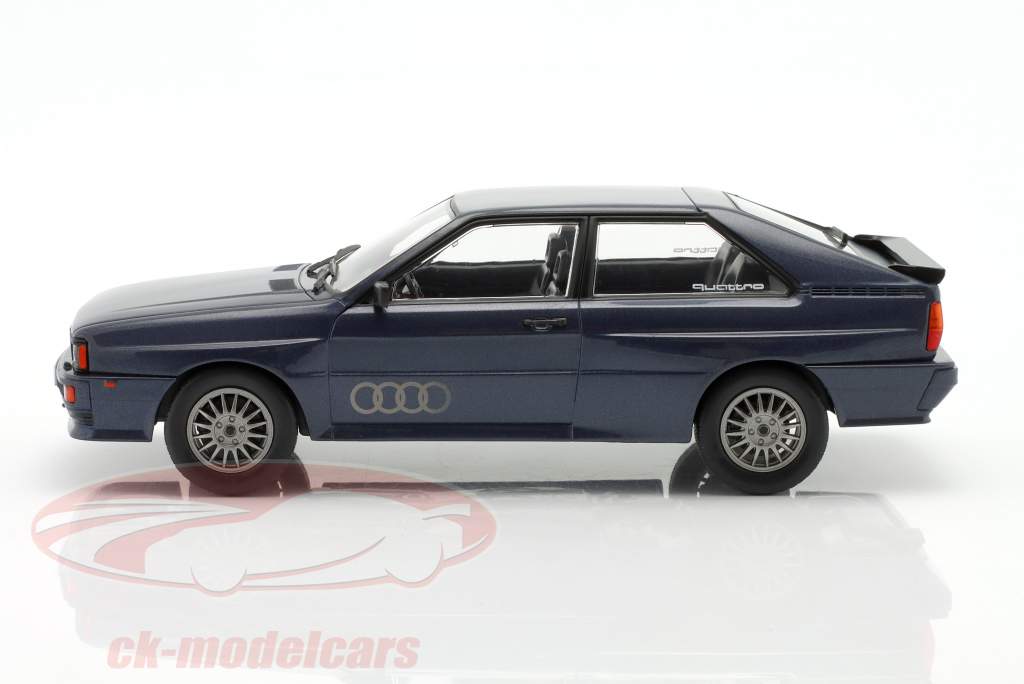 Audi quattro B2 Année de construction 1981 bleu foncé métallique 1:24 WhiteBox