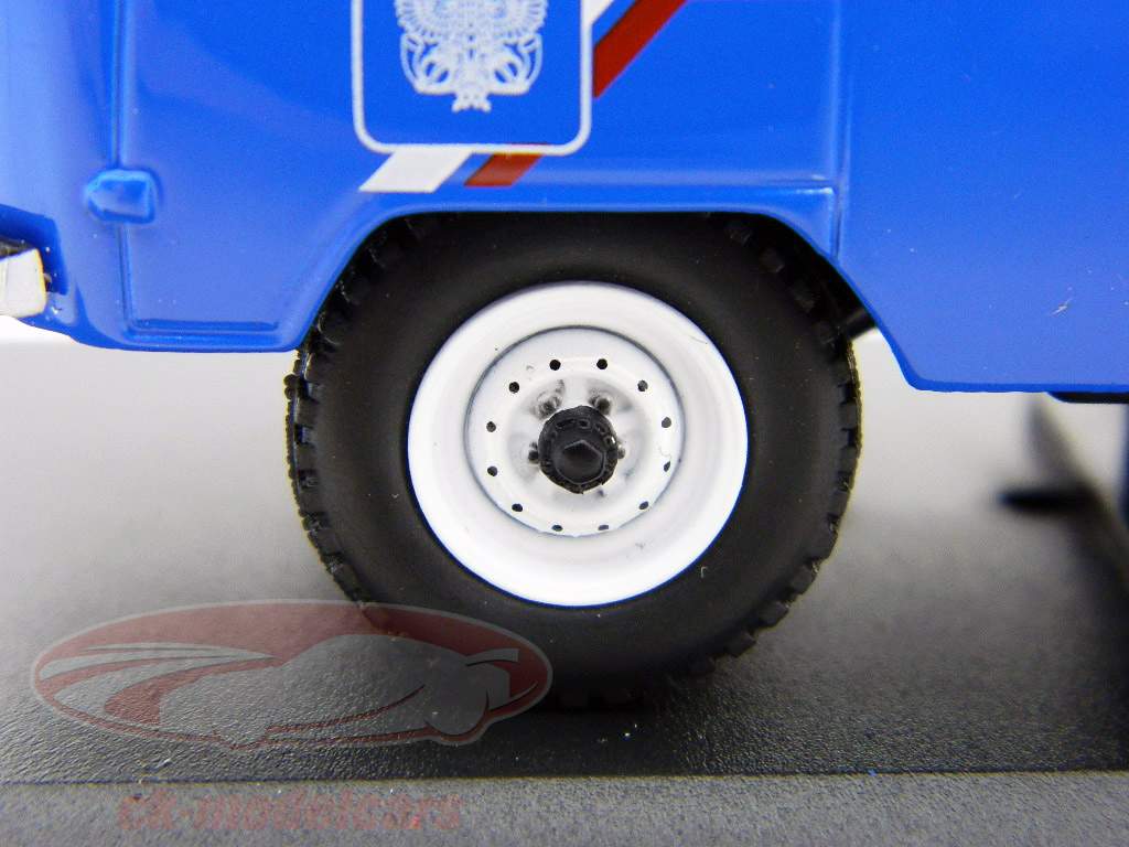 УАЗ 452 Почта России построено 2005 1:43 IST Ixo