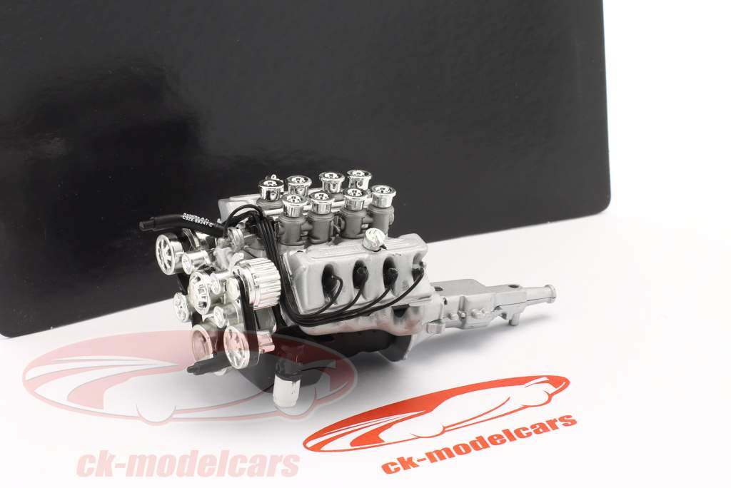 Ford Mustang Boss 9 429 motor og smitte 1:18 GMP