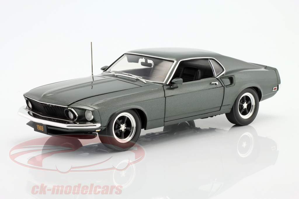 Ford Mustang GT Fastback 1969 donkergroen metalen 1:18 GMP