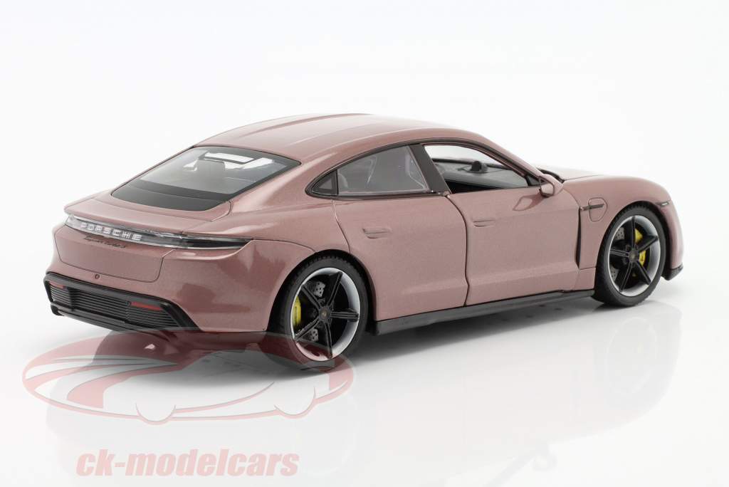 Porsche Taycan Turbo S Baujahr 2020 frozenberry metallic 1:24 Welly